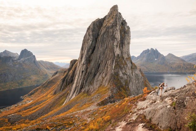 Mont Segla Mont Segla depuis Hesten, Senja, Norvège