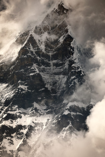 moditse annapurna sud nepal vertical detail brume