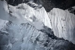 texture machapuchare abstrait