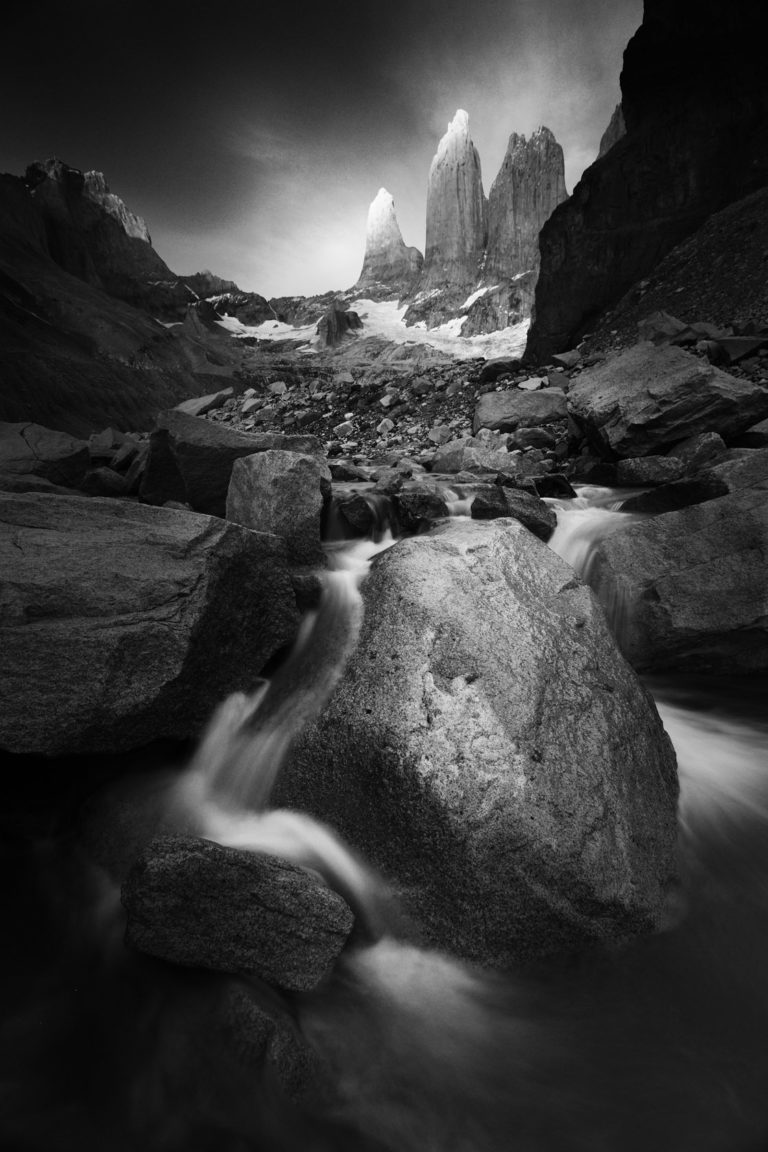 torresdelpaine-chili-patagone-cascade