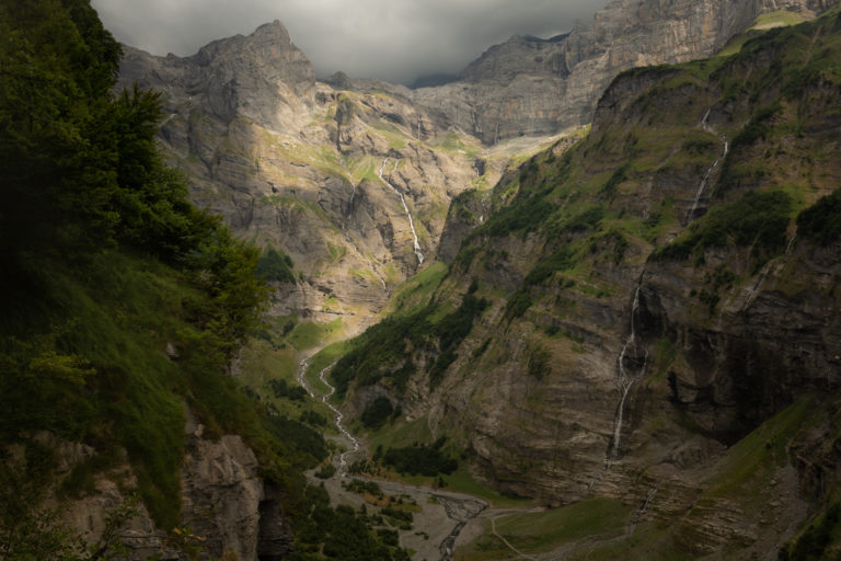 bout-du-monde-cirque-feracheval-orage-sixt-hautesavoie