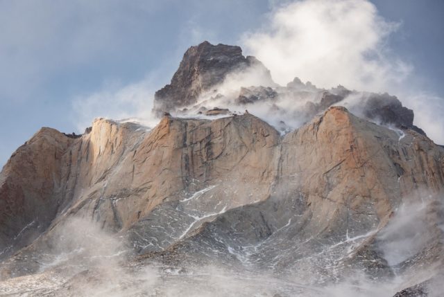cuernos-patagonie-vent-tempete-trek-w-vallee-des-francais